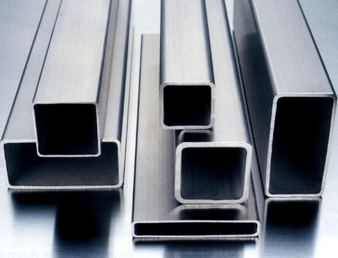 304與進(jìn)口SUS316不銹鋼方管性能、應(yīng)用及市場(chǎng)價(jià)格解析